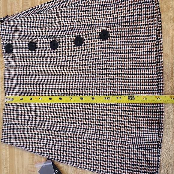 FOROVER 21 Plaid Mini Skirt, size XS - Picture 8 of 8